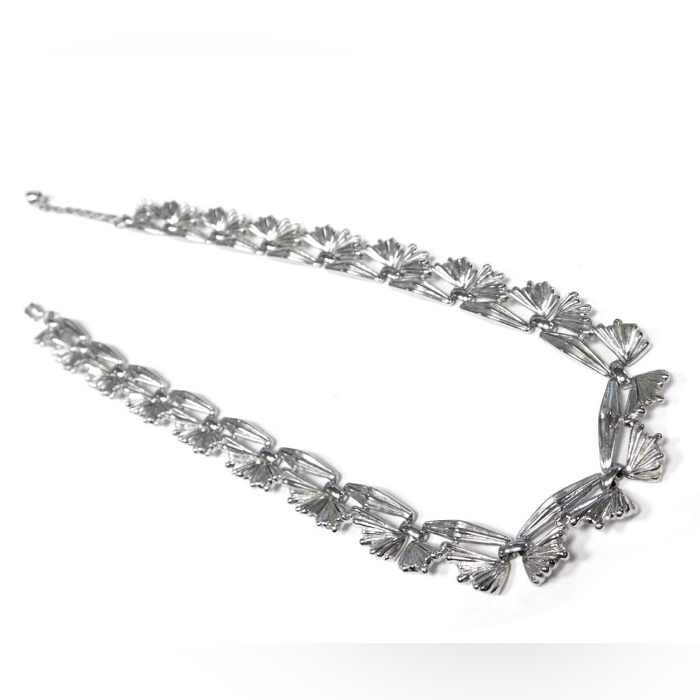 Vintage Crown Trifari Silvertone Statement 21.5” Necklace - SIGNED